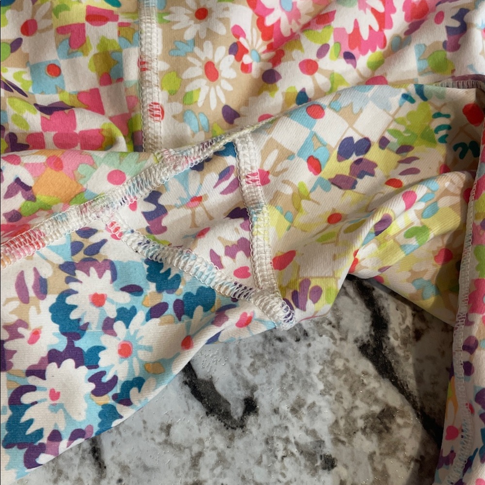 Colorful Fabletics Leggings - Picture 4 of 6